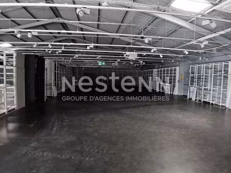vente commerce vannes 56000 740m²