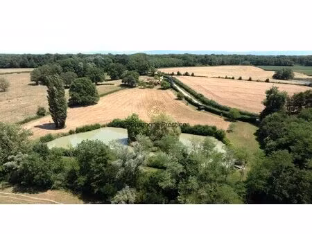 longere de charme avec etang prive  parc arbore et environnement privilegie
