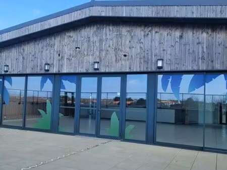 vente commerce 219 m²