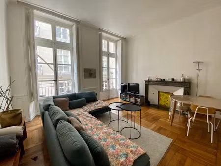 location appartement 4 pièces 85m² nantes 44000