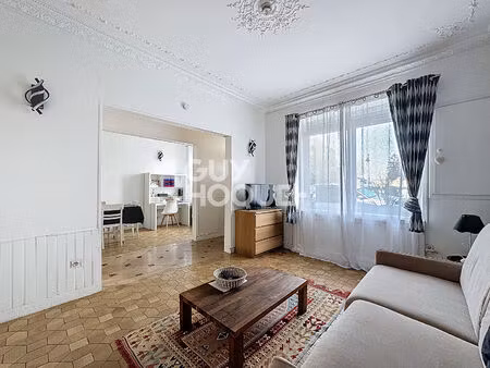 maison de charme au coeur de lamorlaye  l'équilibre parfait entre cachet et praticité