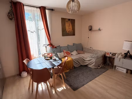 type 2 - 38.91 m2 - quartier voltaire