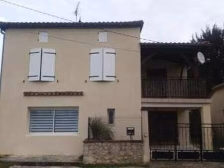 location maison à agen (47000) : à louer / 85m² agen