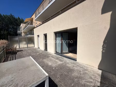 appartement - 82m² - 2 chambres - terrasse - garage - montville centre