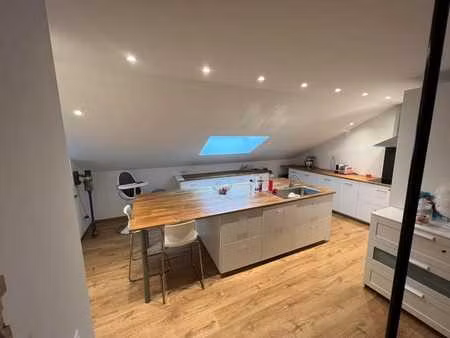 proximité de luxembourg appart. 2 chambres avec garage