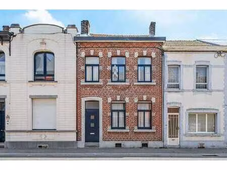 maison avec jardin / terrasse