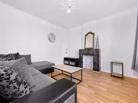 option - maison deux chambres à rénover à léglise