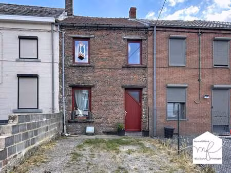 maison à rafraîchir - trois chambres - jardin
