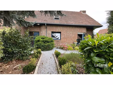 maison de luxe à vendre à tressin