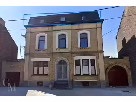 ? appartement 2 ch. + parking et jardin