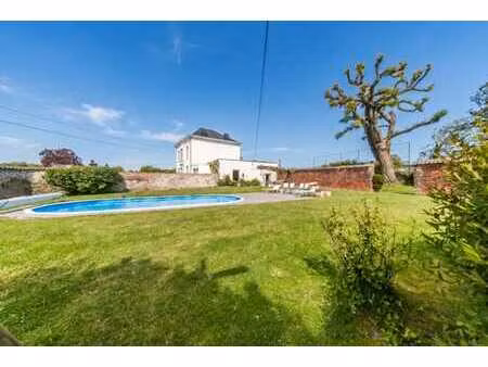 élégante maison de maître au fort potentiel