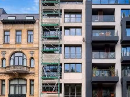 louise/abbaye de la cambre – studio à rafraîchir - peb d