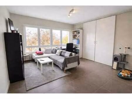 superbe appartement situé dans une petite copropriété