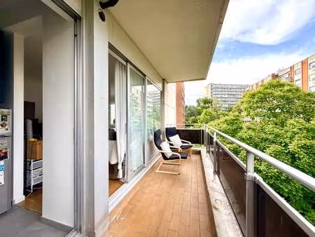 appartement 1 ch. avec terrasse à uccle