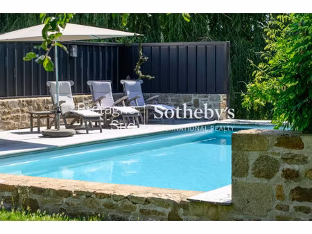 maison de luxe à vendre dans le quartier keryado-saint armel