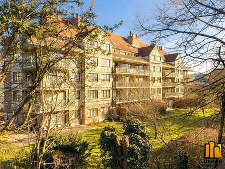 duplex 135 m² - 3 ch. - 2 terrasses - parking int. + ext.