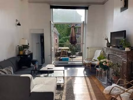 duplex de charme  confortable- vue meuse - grande terrasse