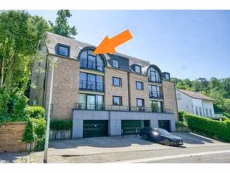 appartement 3 chambres avec grande terrasse et vue dégagée.