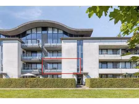 appartement avec 2 chambres et 2 terrasses à sint-kruis