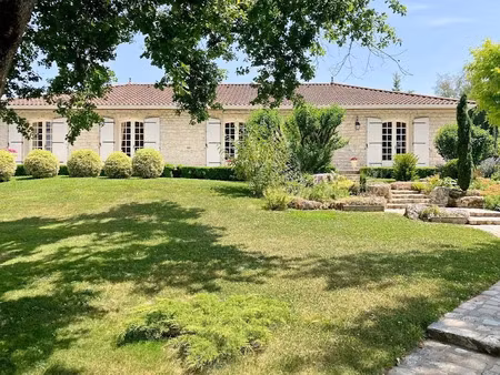 vente villa 10 pièces 265 m² à puymoyen (16400)  499 900 €