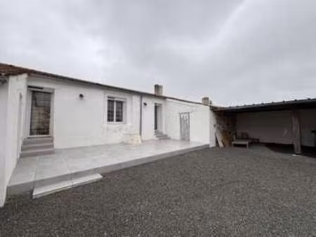 location maison à vairé (85150) : à louer / 83m² vairé