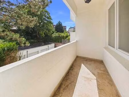 quartier st julien - app 80 m² 2ch + terrasse