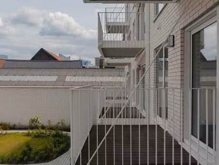 récent appart. 2 chambres  terrasse & parking