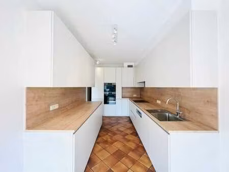 luxueux appartement proche de montgomery !