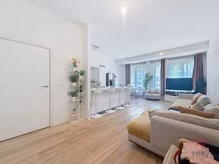 bel appartement 3 chambres ± 113 m² avec parking