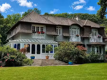vente maison 8 pièces 300 m² à magny-le-hongre (77700)  2 285 000 €