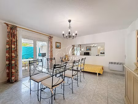 appartement 3 pièces + cabine de plain-pied  résidence sécurisée  cavalière - front de mer