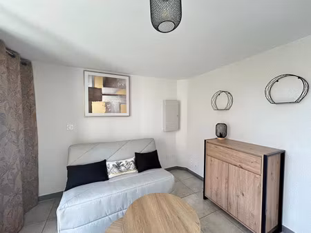 location appartement 1 pièce 15 m² à aire-sur-l’adour (40800)