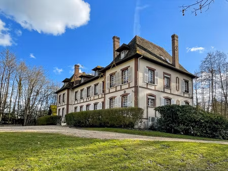 château à vendre dans le quartier paradis moudre