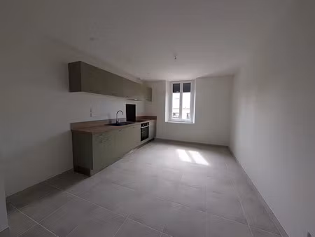 location appartement 3 pièces 62.93 m² à lafrançaise (82130)  710 €