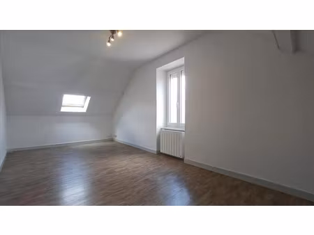 location appartement 2 pièces 39 m² à combronde (63460)