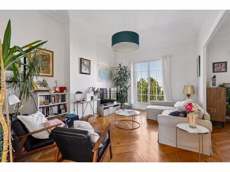 appartement de luxe à vendre dans le quartier ile de la jatte-parc d'orléans