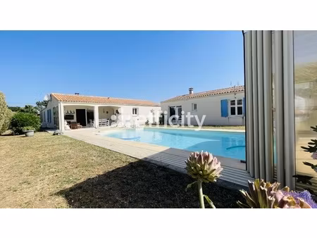 maison 6 pièces - 150 m²