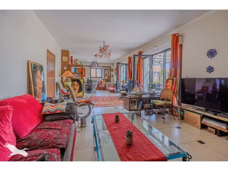 appartement de luxe à vendre dans le quartier saint esprit