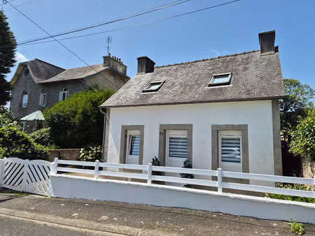 maison de 98 m² avec vie de plain-pied ? callac (22160)