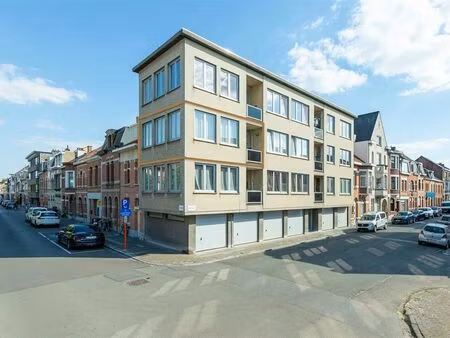 appartement à louer à sint-niklaas € 800 (lpvhr) - immo zone sint-niklaas | zimmo