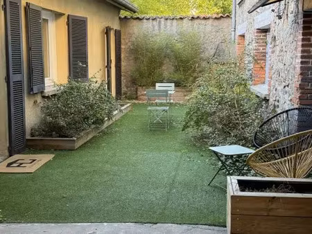 vente commerce 10 pièces 219 m² thiers (63300)