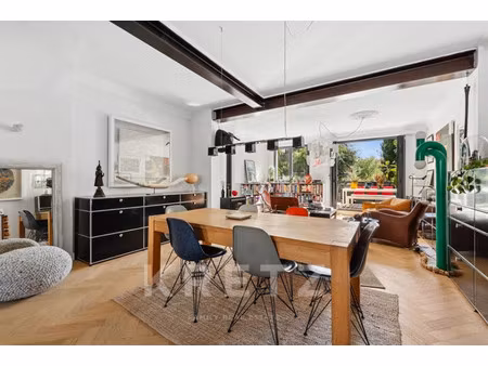 maison de luxe à vendre dans le quartier montretout