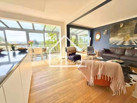 maison de luxe à vendre dans le quartier coteau