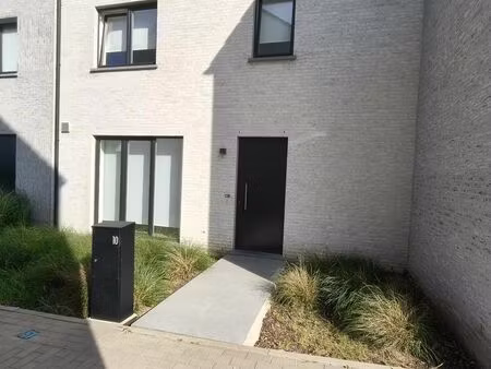 maison à louer à jean catteauxstraat 10 courtrai (rbw35587)