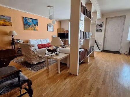 appartement 7 pièces 181 m²