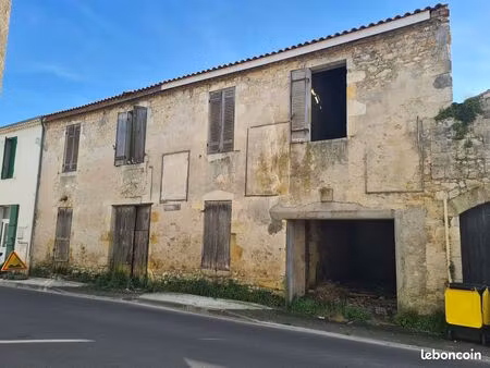 grange / maison 250 m² à rénover entièrement – fort potentiel – queyrac