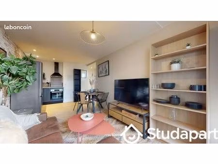 chambre 1 pièce 12 m²