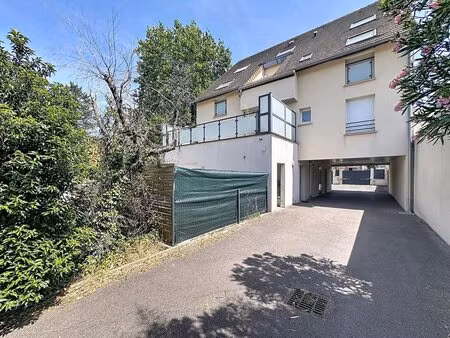 duplex récent de standing climatisation deux balcons petite copropriété faibles charges