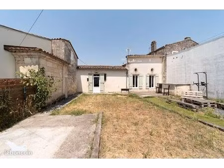 maison 2 pièces 46 m²