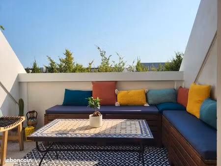 t2- 43m2 avec loggia sans vis à vis/ quartier bastide/ darwin/ jardin botanique/ parc aux 